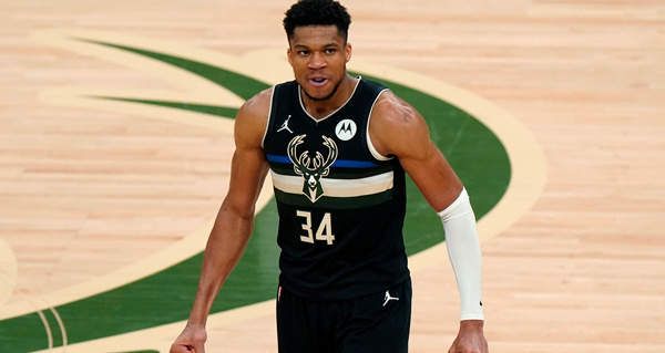 快速反击中 快速反击中