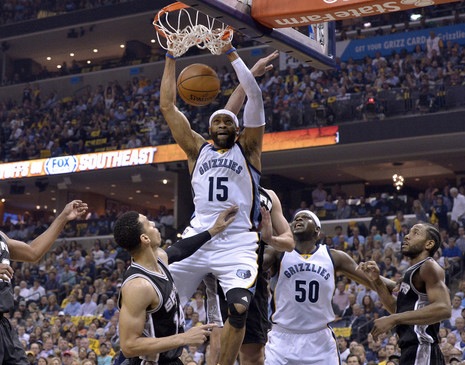 与加泰罗尼 与加泰罗尼